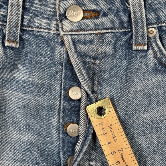 Reformation Jean Short Women’s Size 29 Blue Cut Off Caribbean Wash Button Fly - Picture 9 of 13